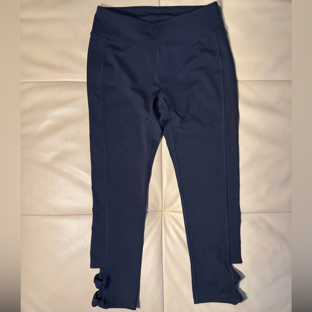 Zenergy by Chico’s Navy Blue Active Capri Leggings with Stylish Cutouts